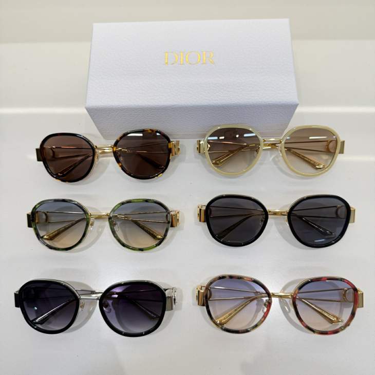 Picture of Dior Sunglasses _SKUfw80879548fw